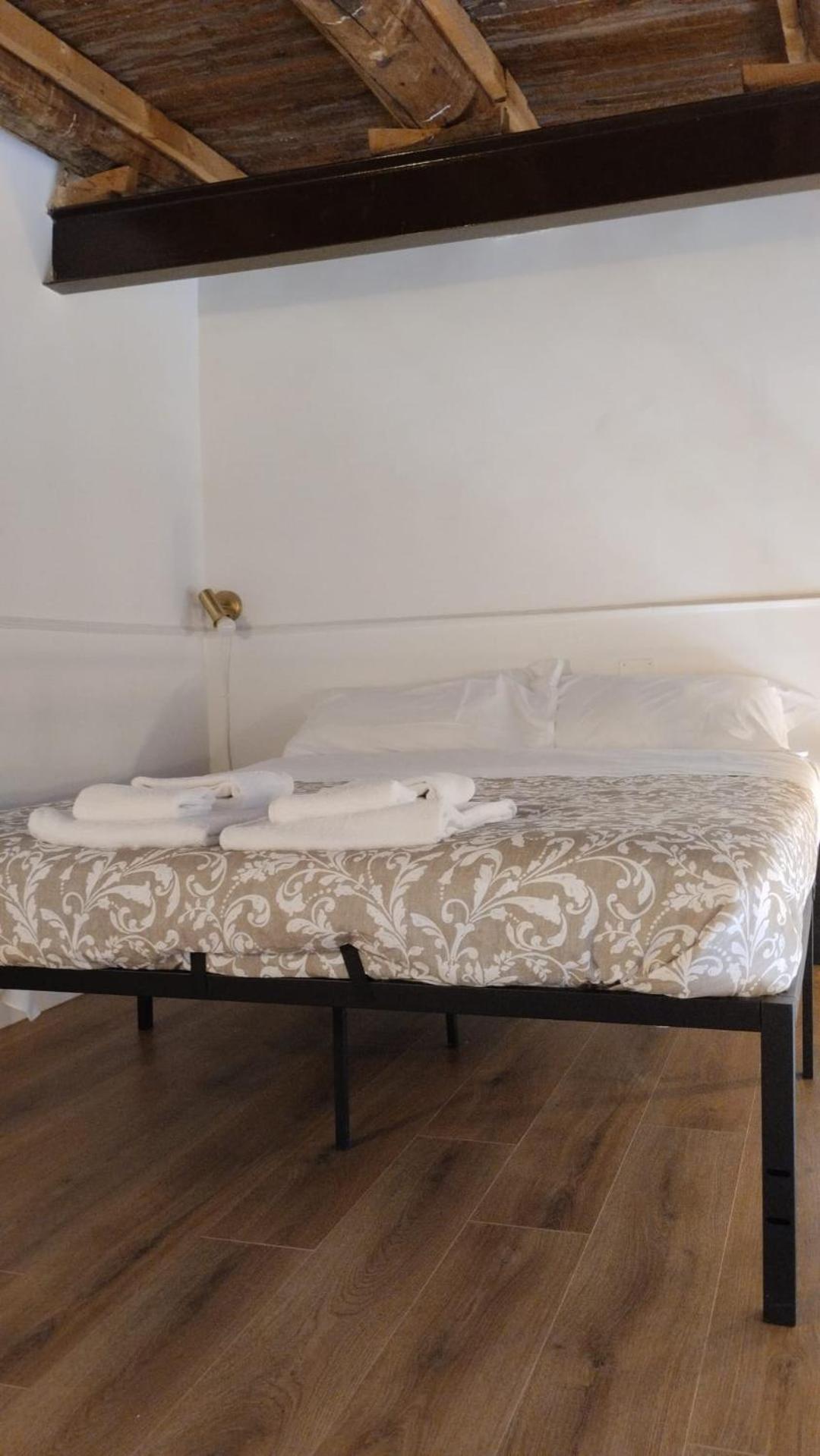 Residence E Appartamenti Cavallerizza 那不勒斯 外观 照片