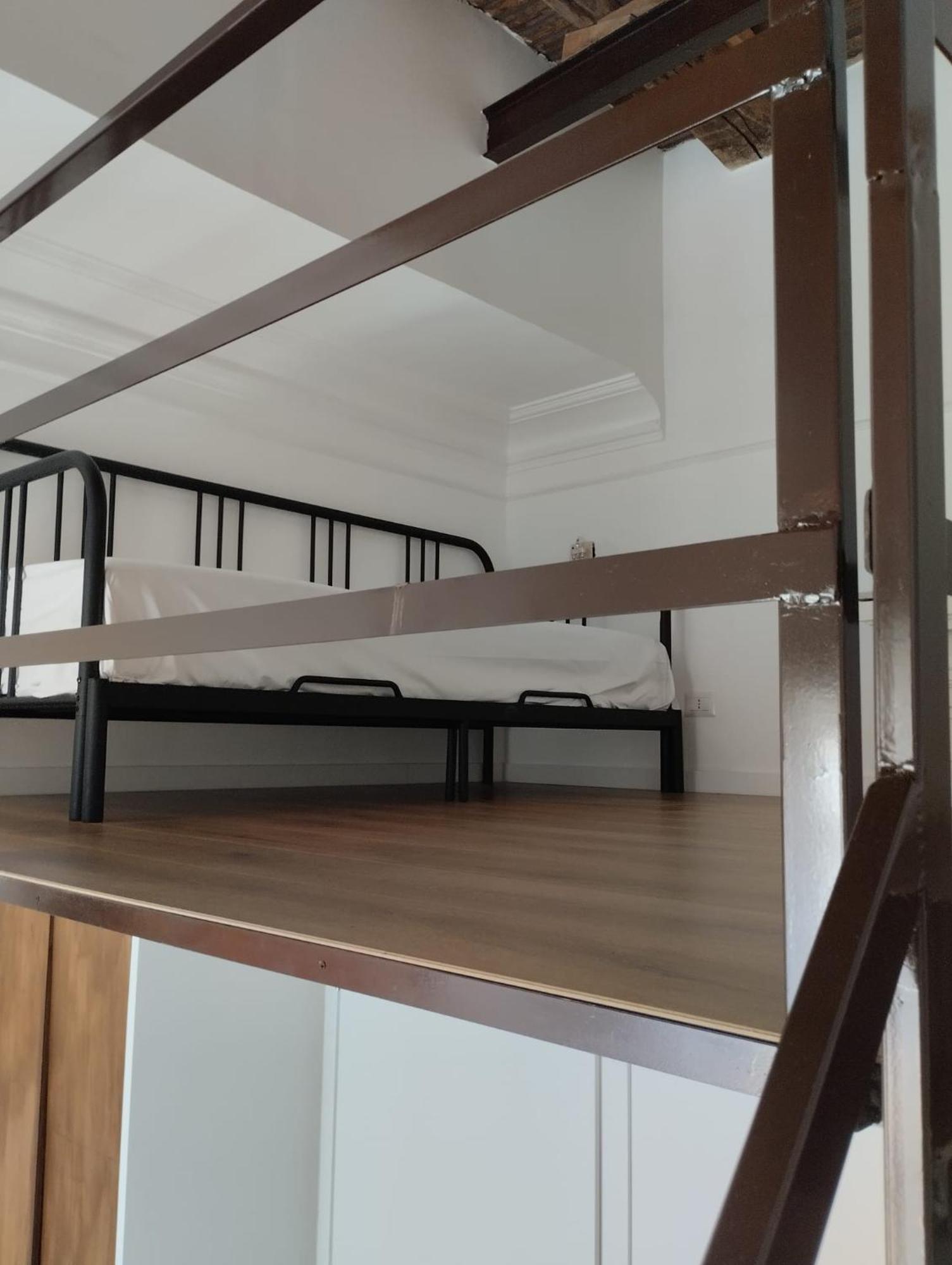Residence E Appartamenti Cavallerizza 那不勒斯 外观 照片