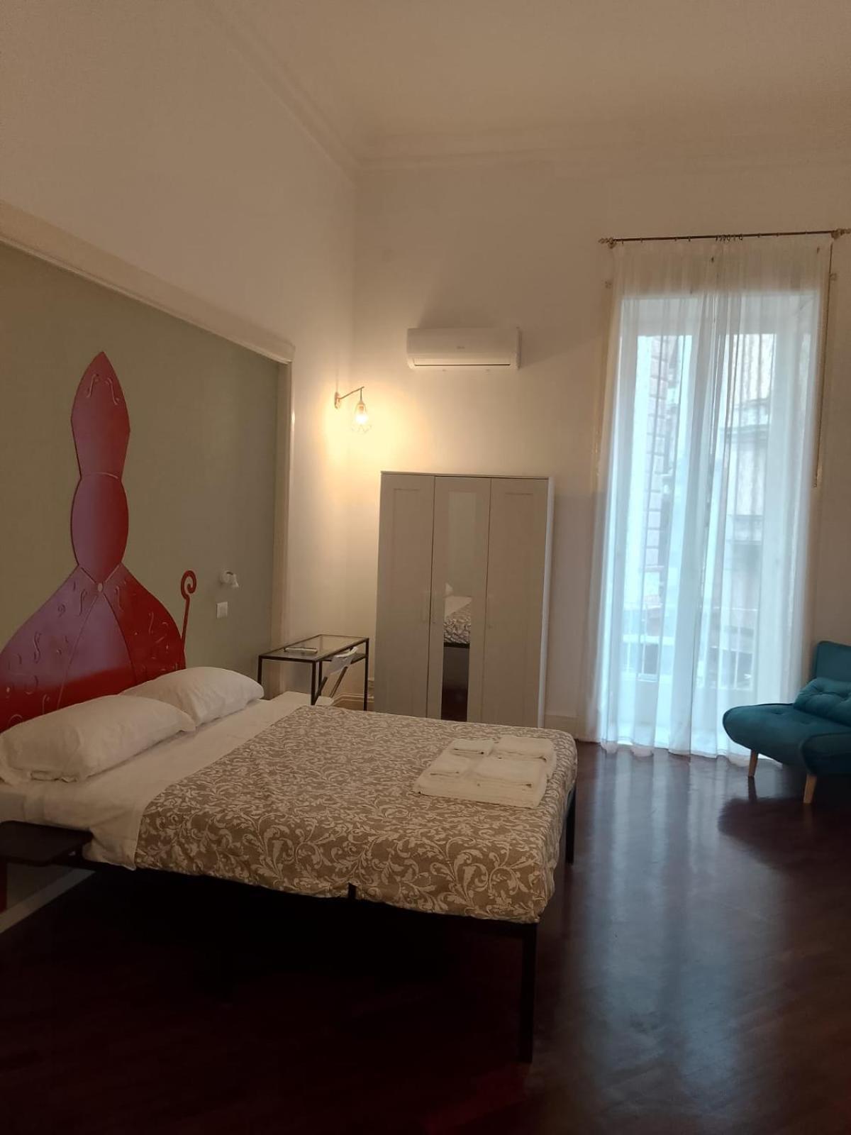 Residence E Appartamenti Cavallerizza 那不勒斯 外观 照片