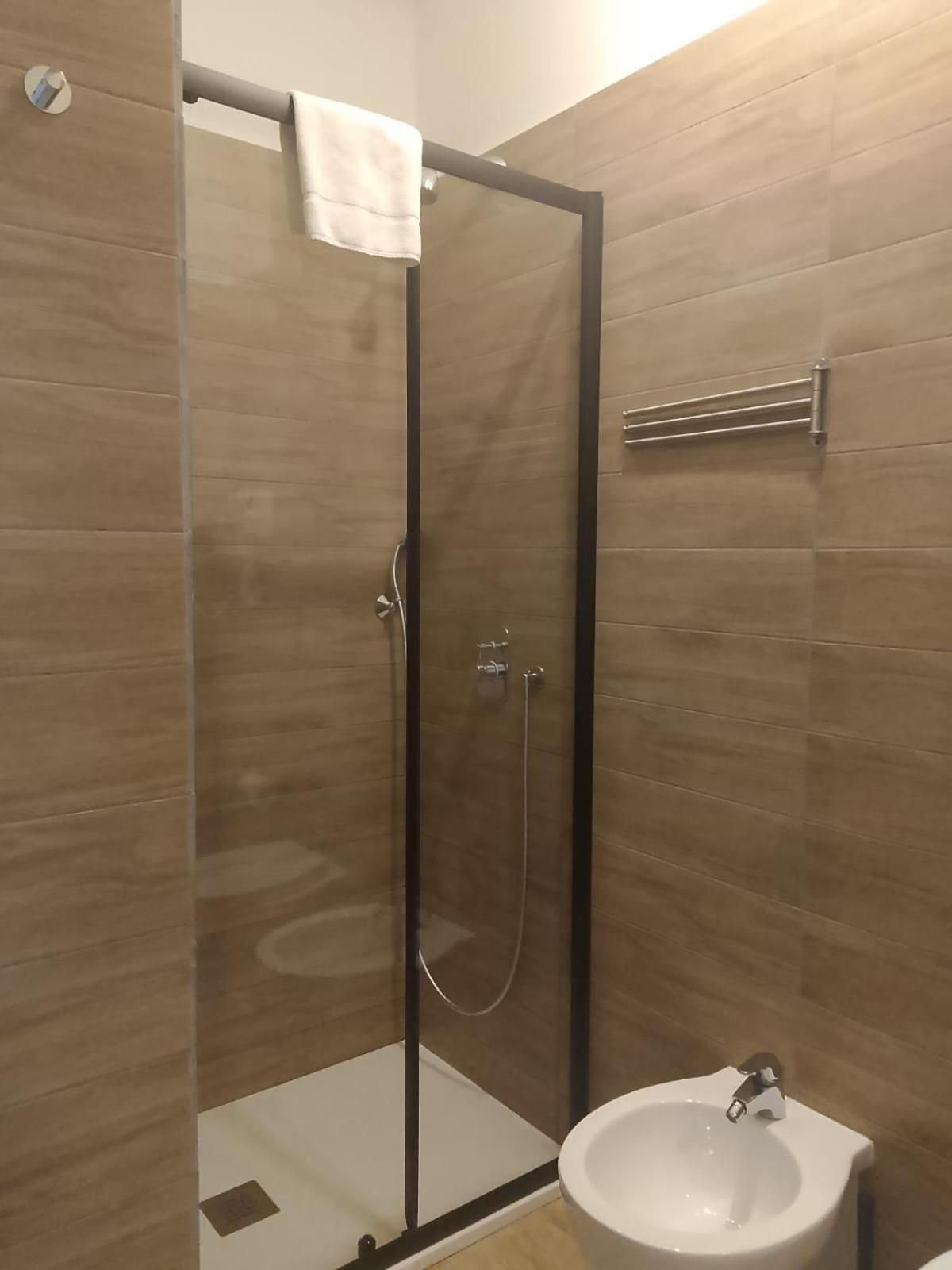 Residence E Appartamenti Cavallerizza 那不勒斯 外观 照片
