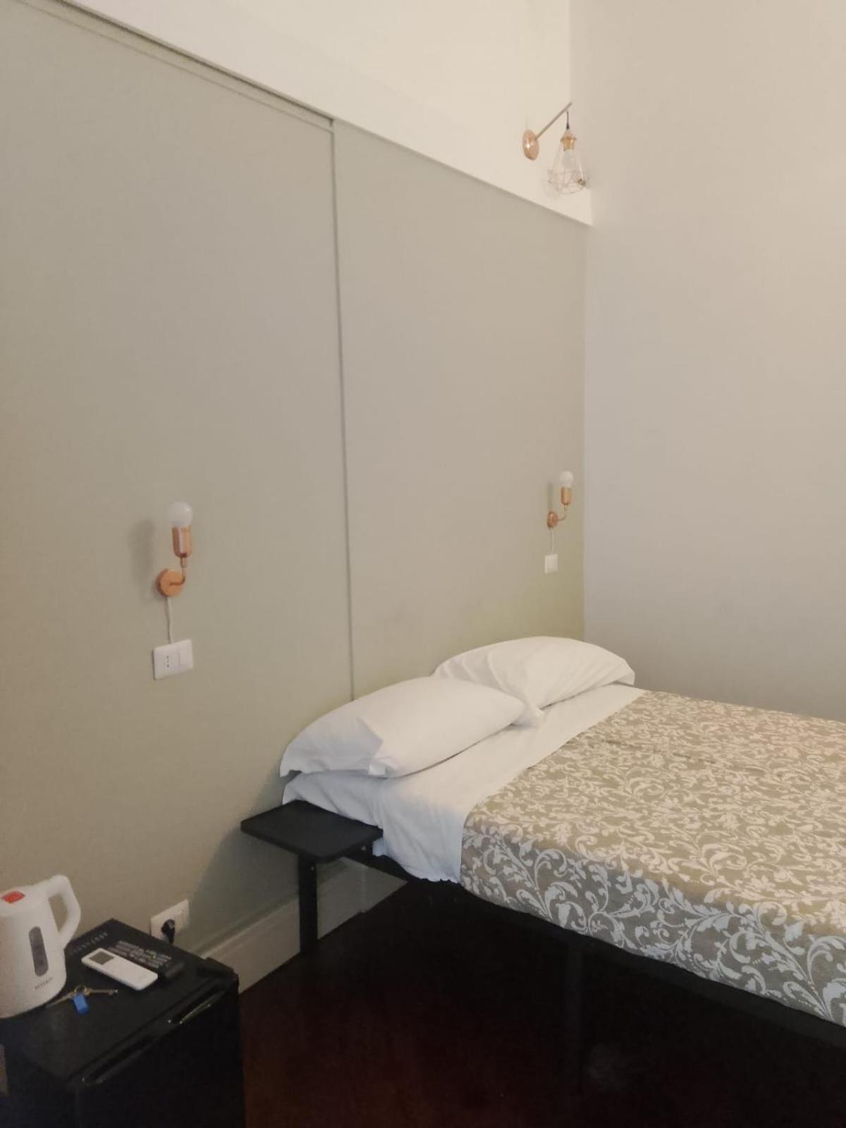 Residence E Appartamenti Cavallerizza 那不勒斯 外观 照片